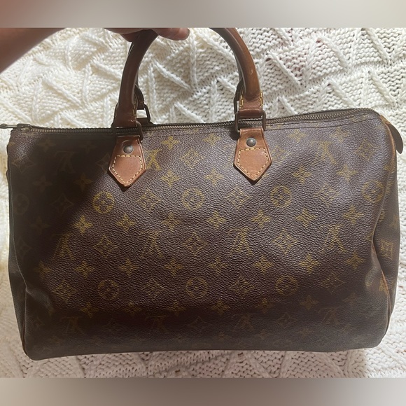 Louis Vuitton Monogram Speedy 35 - Picture 3 of 14